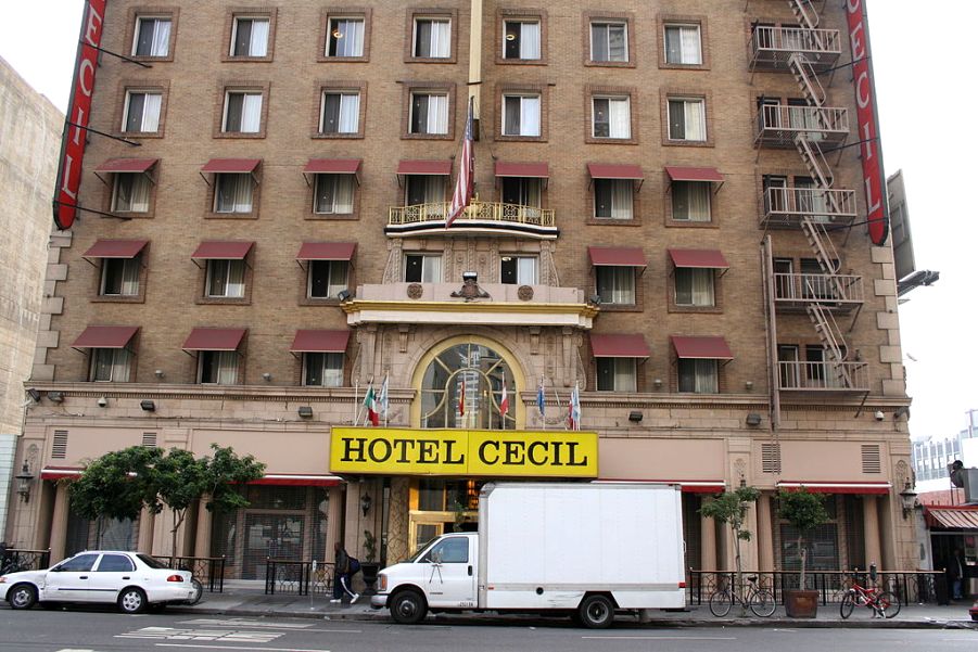 Hotel Cecil